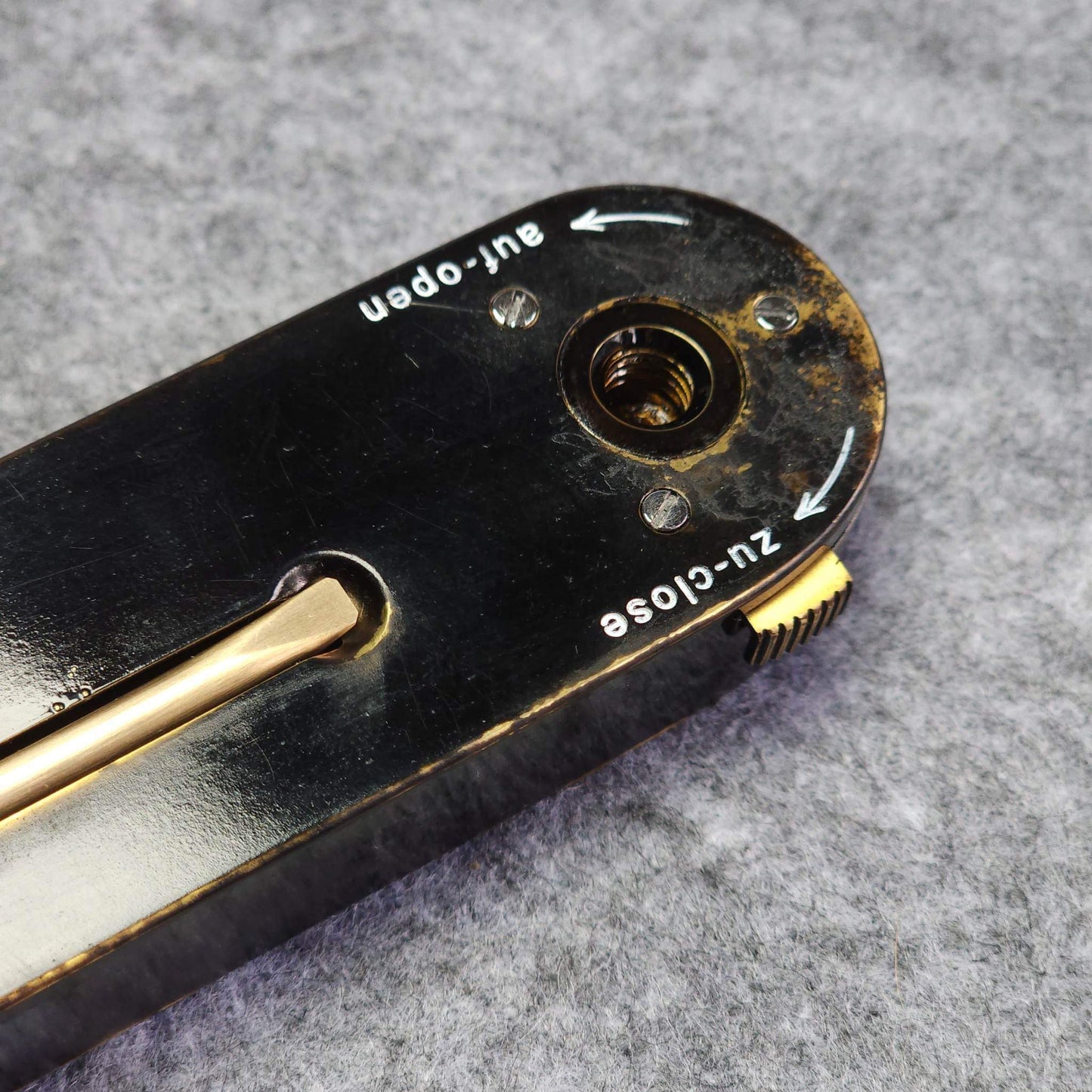Leica Leicavit MP Style in Black Paint Bubbles finish